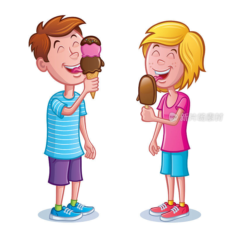 男孩和女孩舔冰淇淋