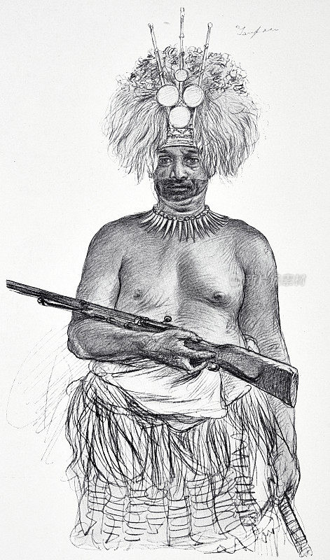 带步枪和头饰的萨摩亚酋长