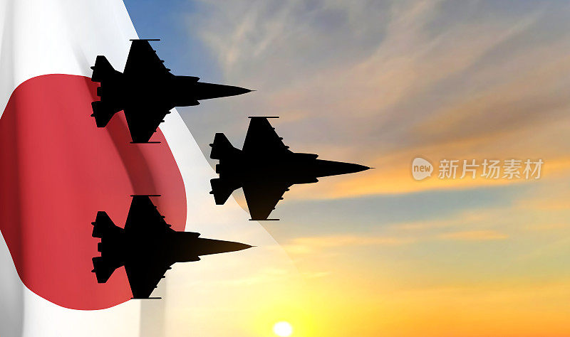 夕阳下的军机剪影与日本国旗