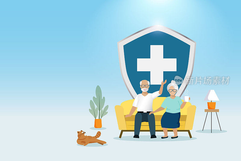 老年人健康保障医疗保险。幸福的老夫妇坐在沙发上，带着医用护盾。健康养老养老。
