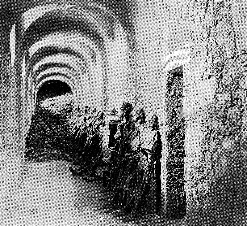 19世纪，墨西哥瓜纳华托市第一批被挖掘出的木乃伊