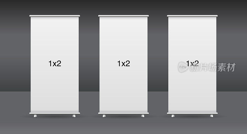 一套3个空的stand或rollup的横幅显示模型孤立的白色背景。演示或展览产品的展示模型。垂直空白卷起来站模板在1x2尺寸。
