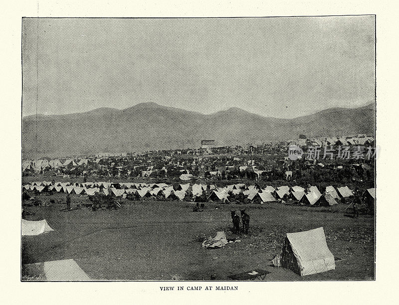 在1898年的提拉战役中，英国军队在独立广场扎营，这是19世纪在印度边境的战争
