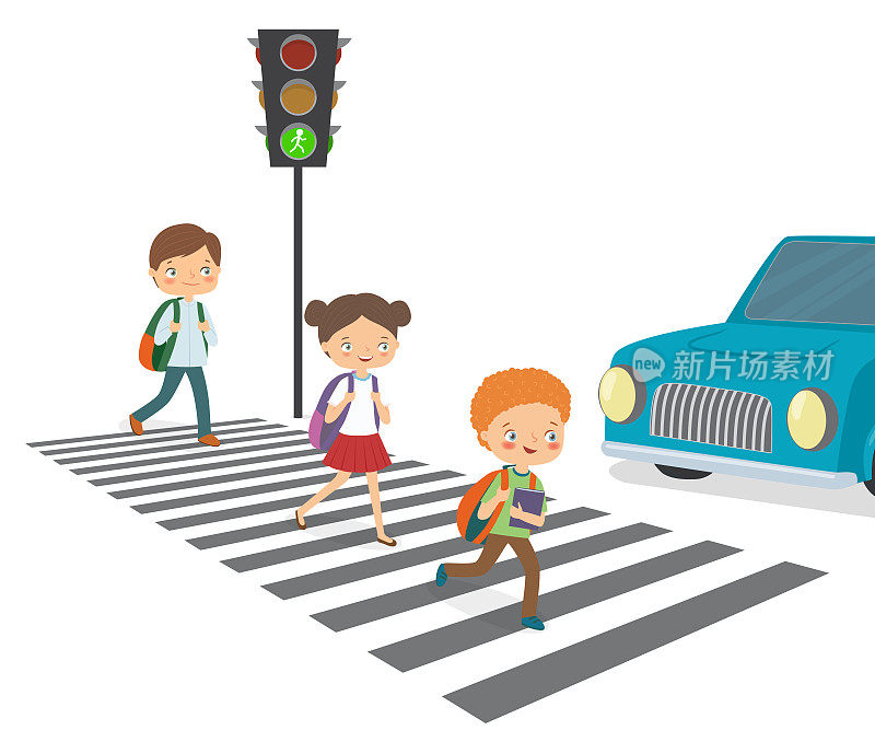 孩子们穿过马路到一个绿色的交通灯