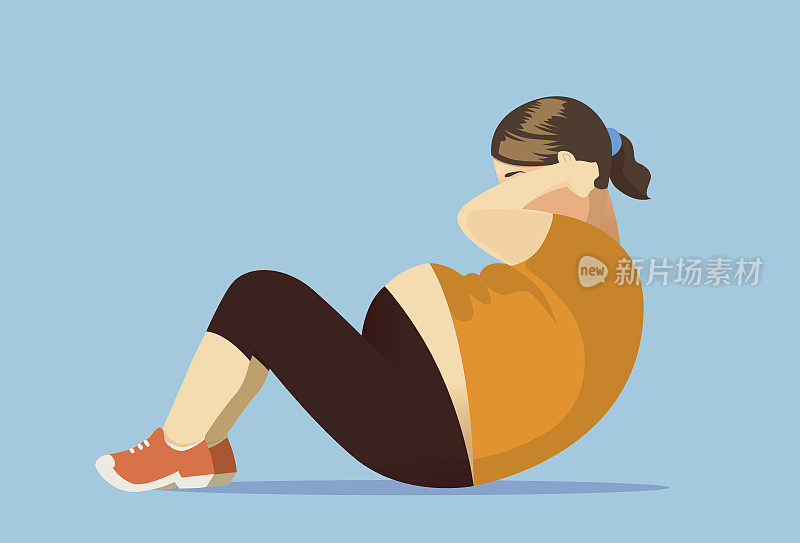 胖女人用做仰卧起坐来锻炼身体。