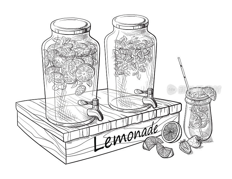 维克多用草莓和柠檬片自制柠檬汁