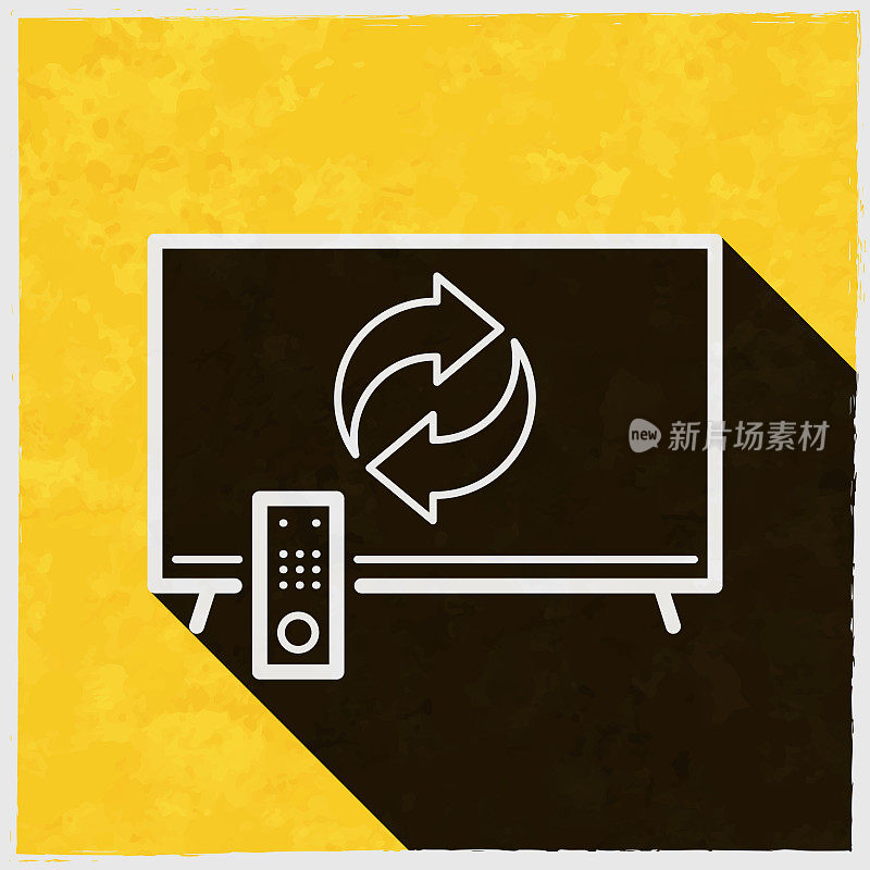 电视上的回收标志。图标与长阴影的纹理黄色背景