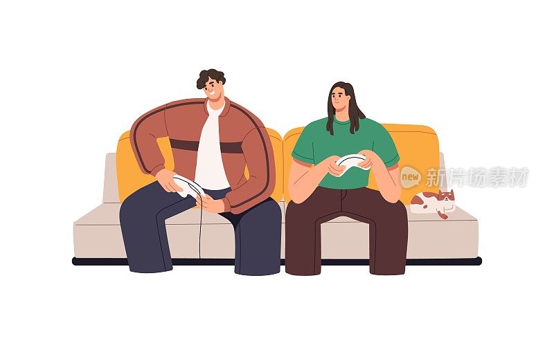 一对玩游戏的情侣坐在沙发上玩游戏。年轻的男女朋友在家里一起用游戏机玩电子游戏。平面矢量插图孤立在白色背景上