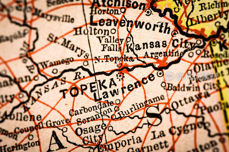古董地图集地图宏观特写:托皮卡，堪萨斯州