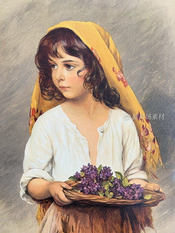 戴着面纱的女孩拿着一个盛着紫色花朵的酒盘
