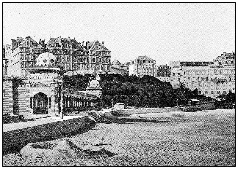 法国的古董旅行照片:赌场和酒店，比亚里茨