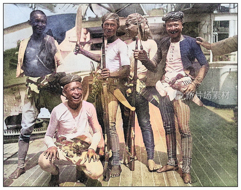 古色古香的黑白照片:莫罗斯在美国军舰上，菲律宾