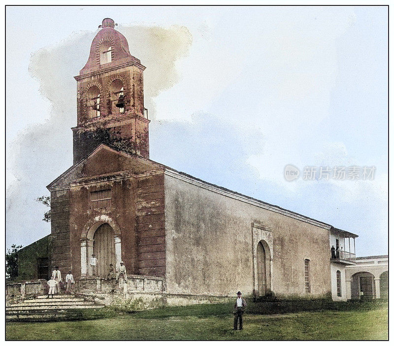 古色古香的黑白照片:古巴圣克拉拉大教堂