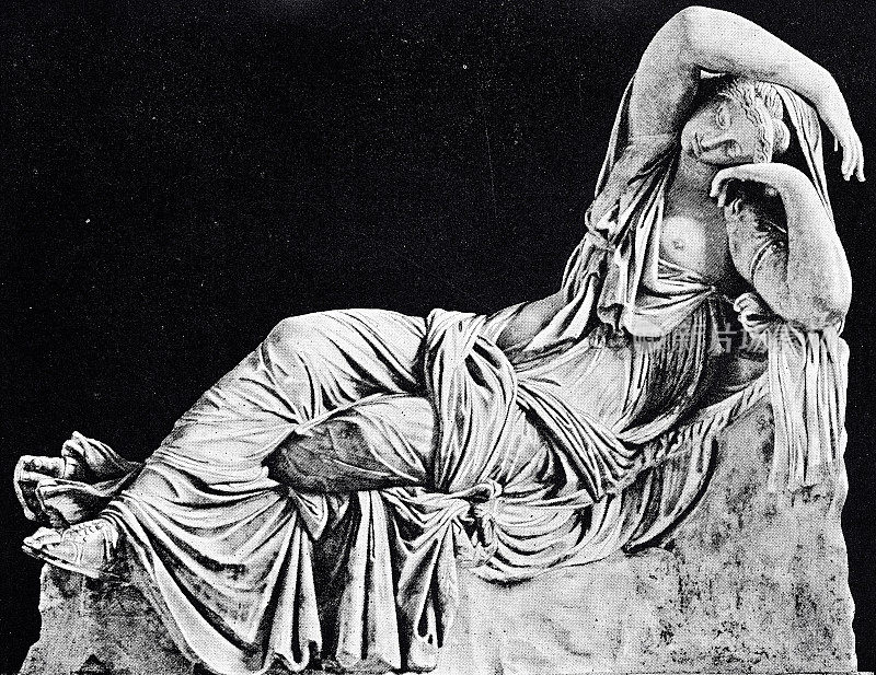 大理石雕像:沉睡的阿里阿德涅
