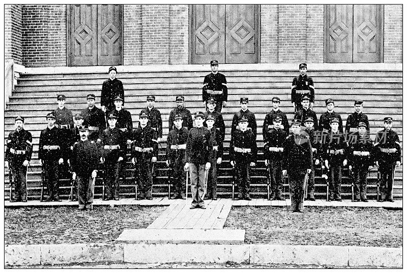 1898年，来自堪萨斯州劳伦斯的古董照片:招待员警卫