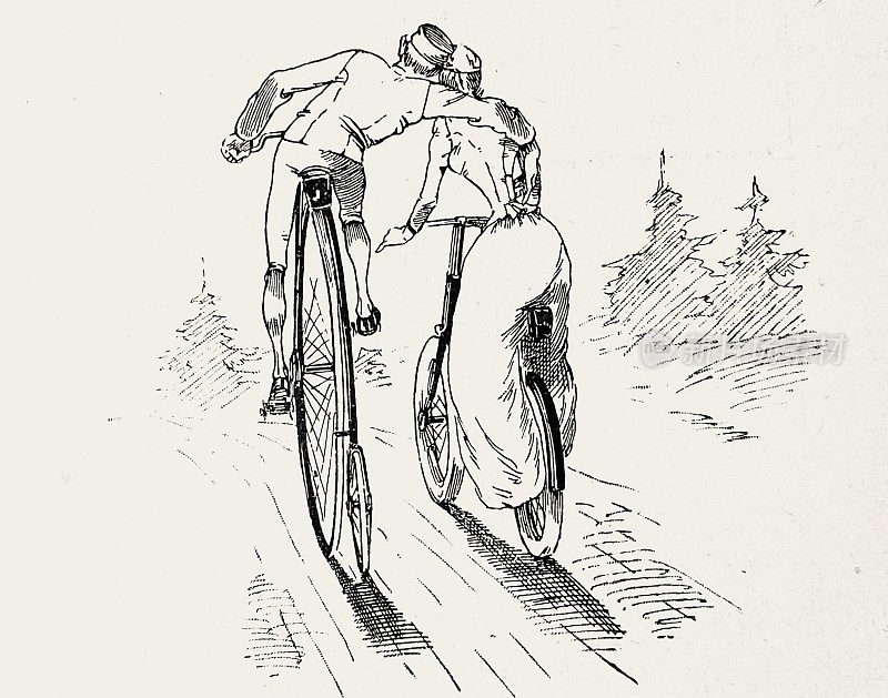 一对相爱的夫妇在一个便士前轮自行车和一个较低的自行车(女人)，后视图