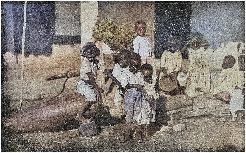 美军黑白照片:古巴儿童