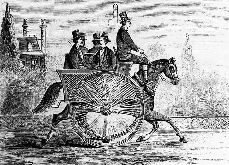 马车有大轮子，座位安装在马背上方，可容纳5人