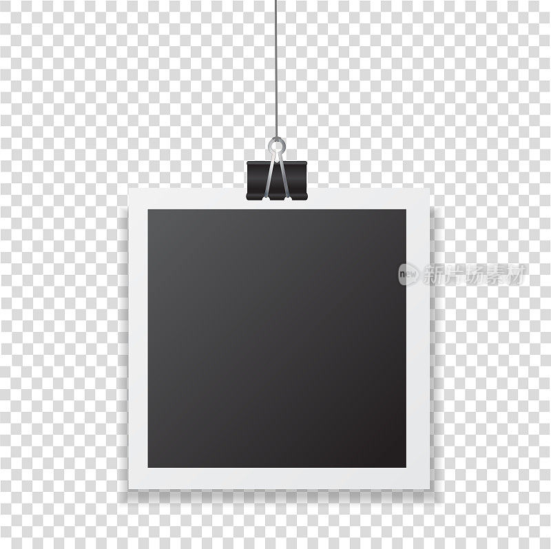 用回形针挂着影子的相框。黑色方形快照和金属盲板隔离在透明的背景。矢量银回形针上的图片为您的设计