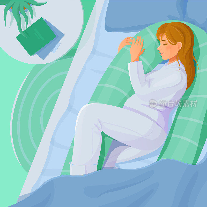 年轻女子躺着睡觉，床上有孕妇用的枕头。