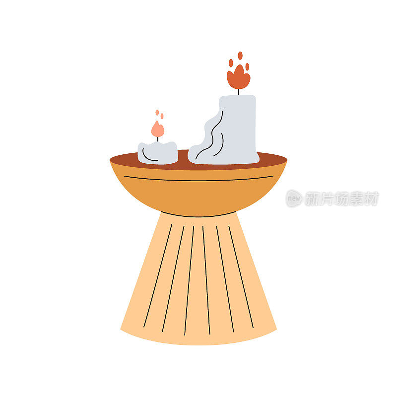 可爱的极简构图与桌子和燃烧的蜡烛