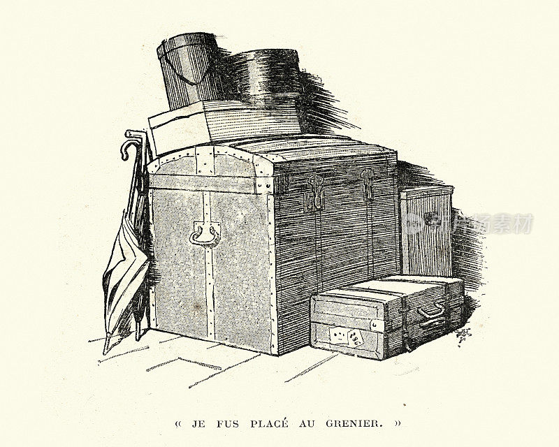 维多利亚时代，阁楼上堆放着行李箱