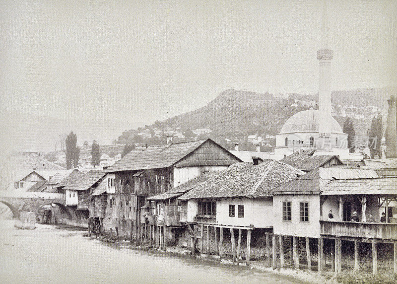 萨拉热窝，河流和清真寺