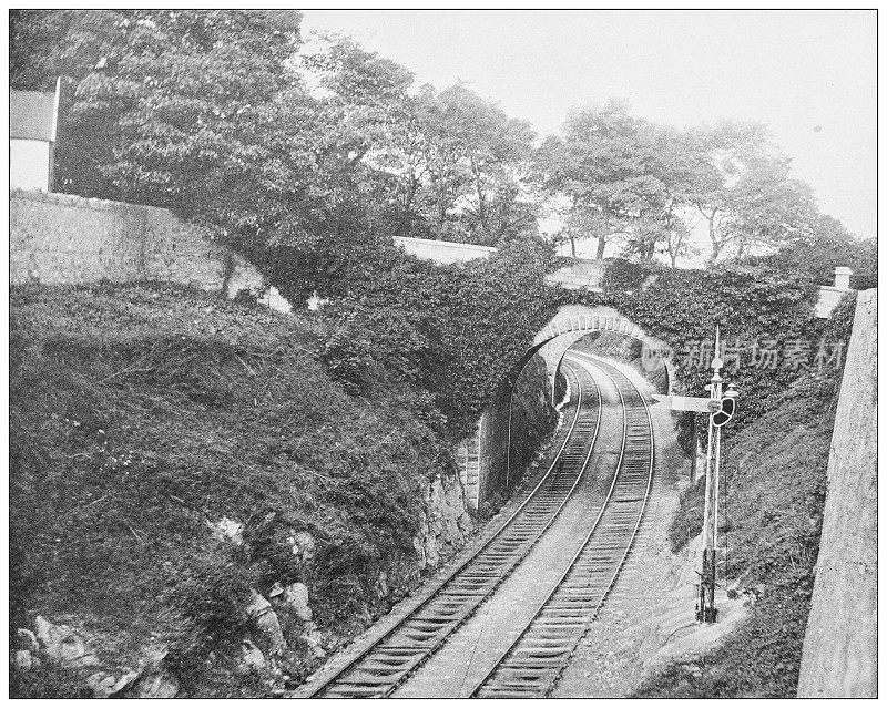 爱尔兰的古董照片:高架桥,达尔基,都柏林郡