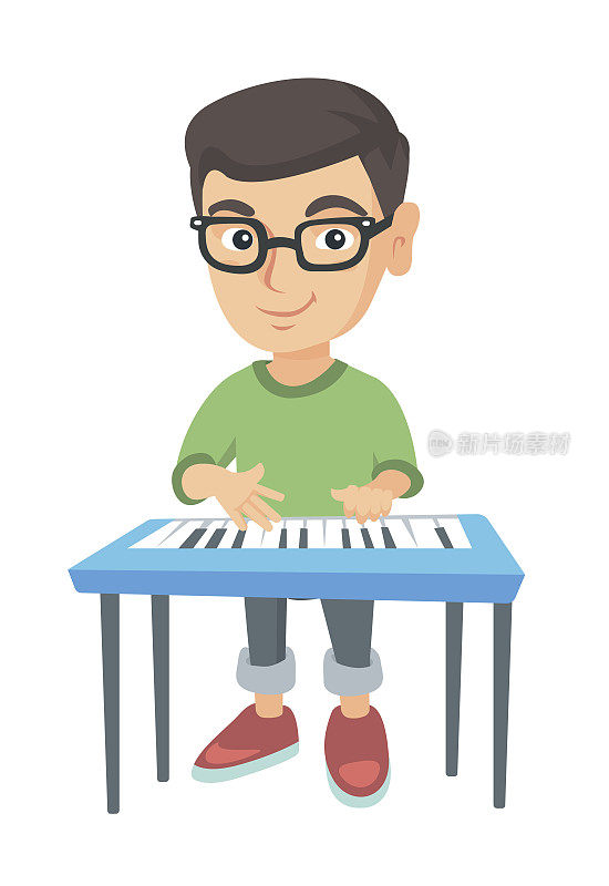 一个白人小男孩在弹钢琴