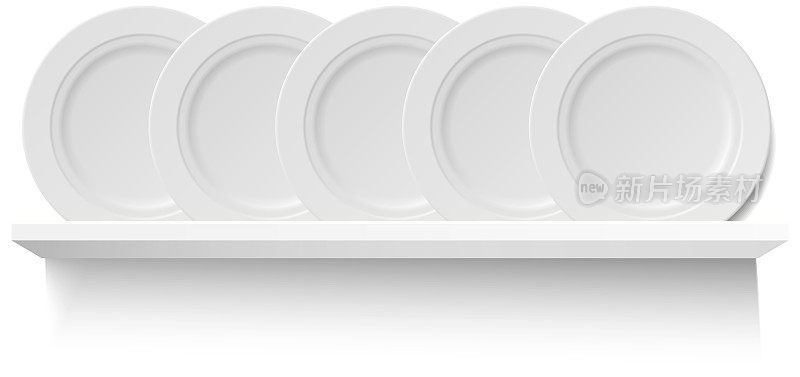木制架子上的白色圆形盘子，用来装餐具。厨房用具:用于烹饪和上菜的厨房用具