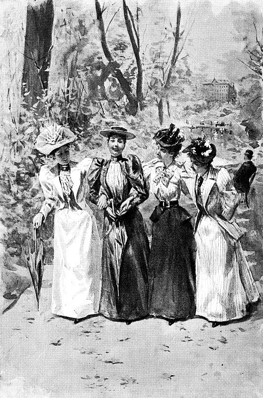 一群妇女正穿过美国纽约曼哈顿的中央公园,这是19世纪