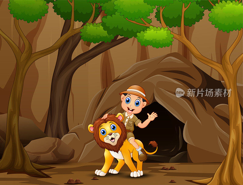 快乐的动物园管理员男孩和狮子在前面的洞穴