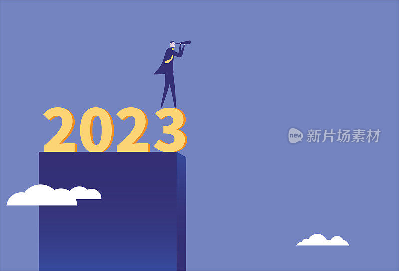 商人站在2023年，用望远镜眺望远方