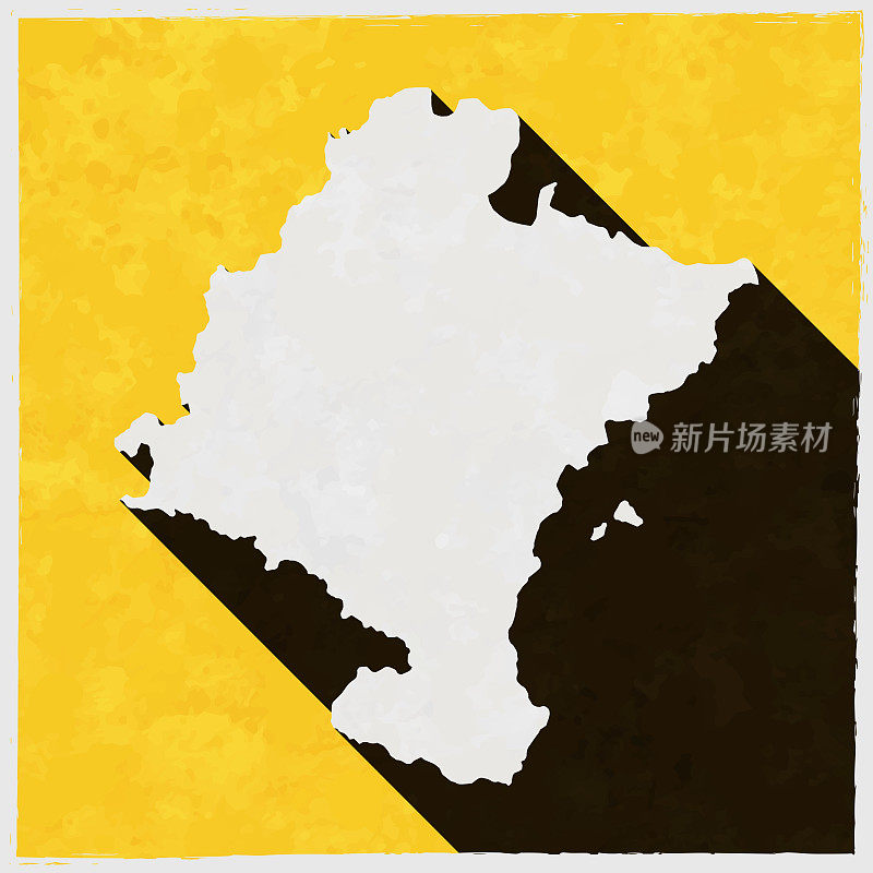 纳瓦拉地图与纹理黄色背景上的长阴影