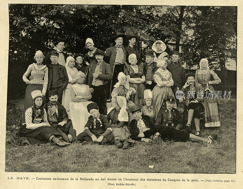 一群穿着荷兰民族服装的男女，豪格，1890年代