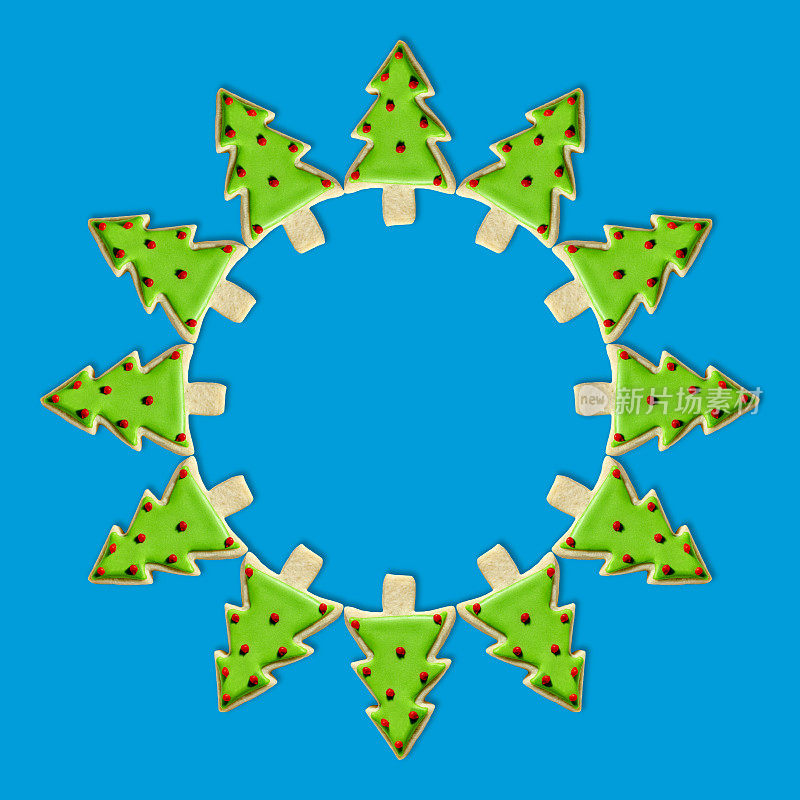 圣诞树:用圣诞装饰饼干制作的圣诞花环