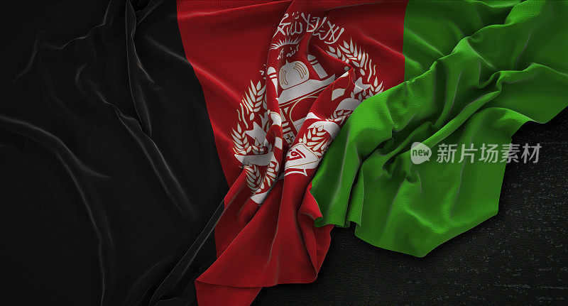 阿富汗国旗皱在黑暗的背景3D渲染