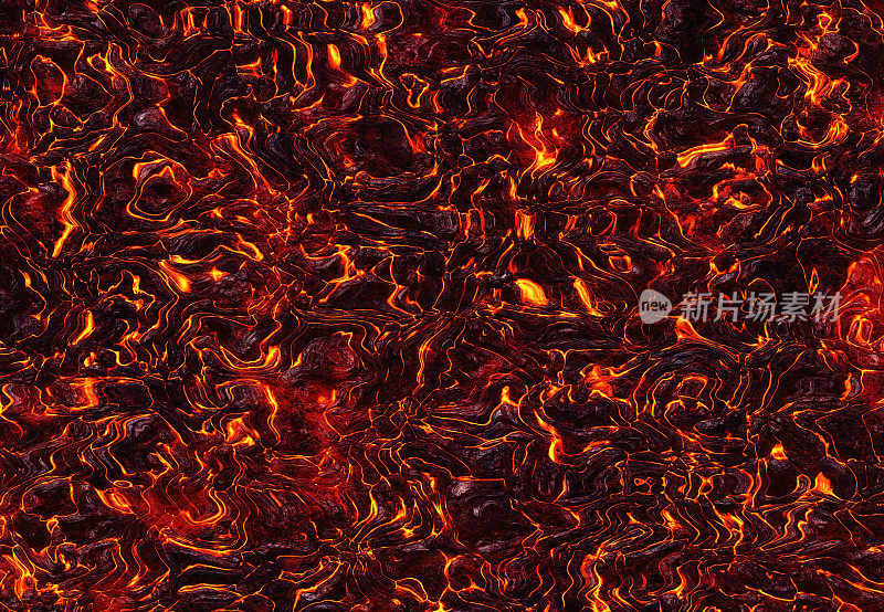 火山爆发时炽热的红色熔岩