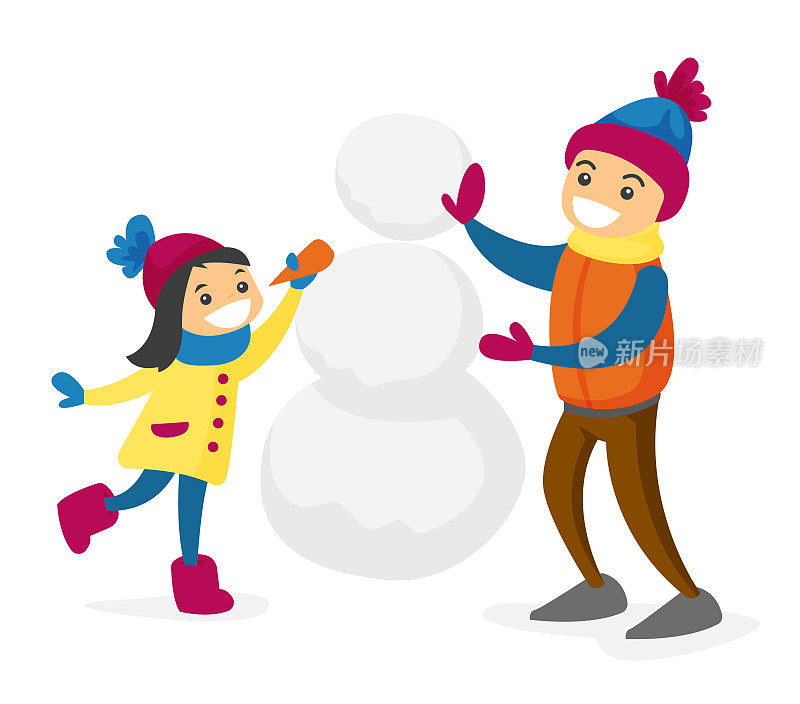 白人男孩和女孩在堆雪人