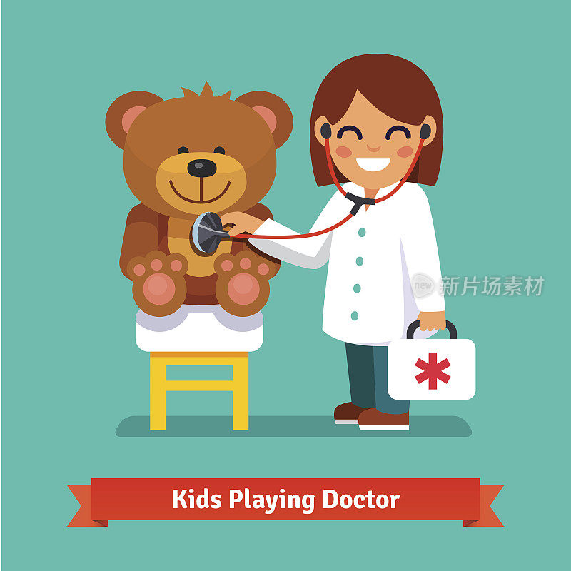 小女孩用泰迪熊玩医生玩具