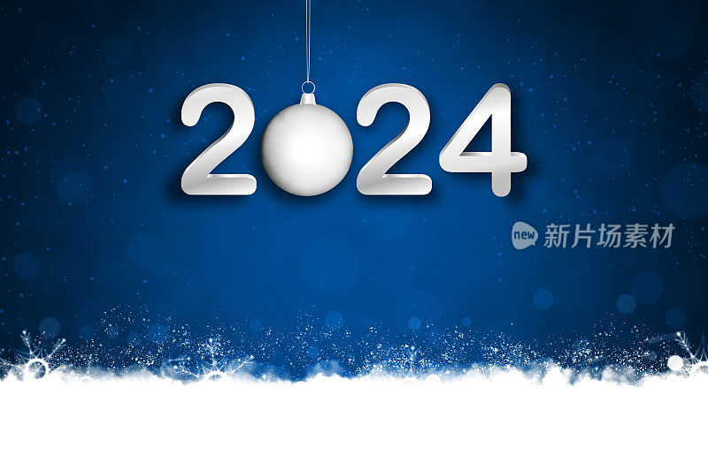 银白色文字2024在深海军蓝水平闪耀闪闪发光新年快乐庆祝圣诞背景，贺卡，海报和横幅幻想烟雾，雾和底部雪边界和一个圣诞小装饰品挂