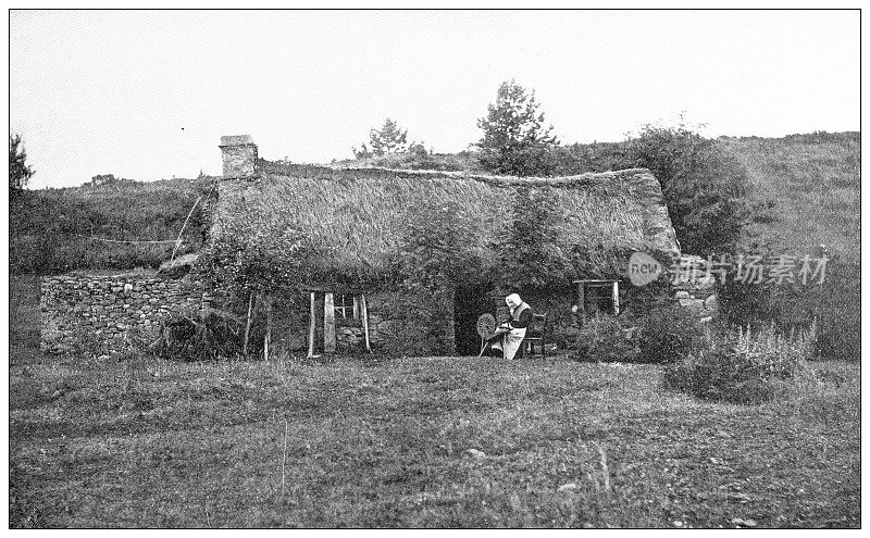 苏格兰古色古香的旅行照片:高地小屋