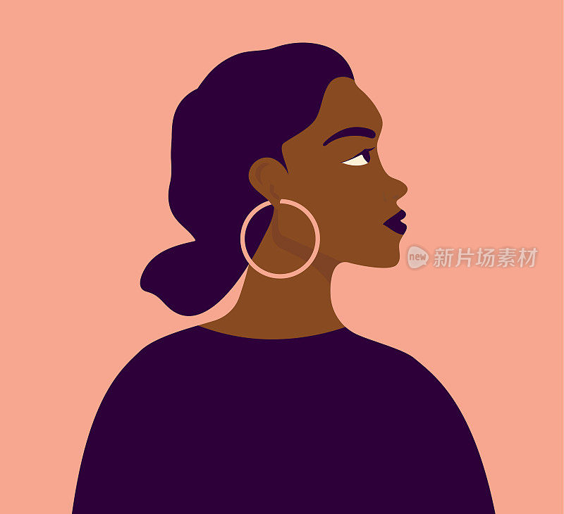 肖像成熟的成年非洲裔美国妇女与美丽的脸和头发。侧剖面视图。孤立的粉彩背景