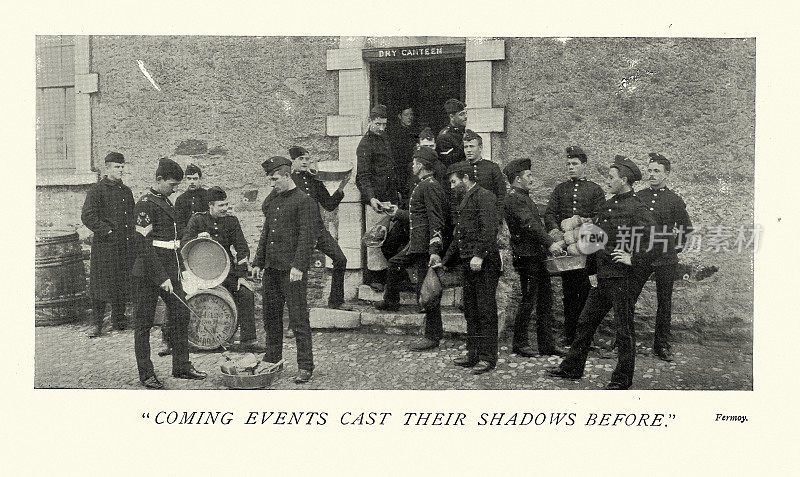 英国士兵聚集在兵营食堂外，维多利亚19世纪，军事史