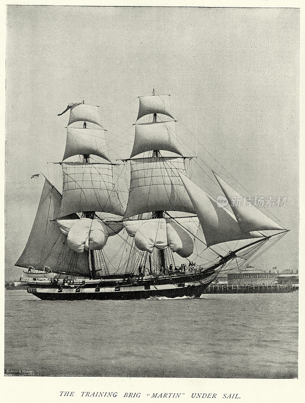英国皇家海军训练高船，布里格・马丁在航行中，19世纪，复古图片