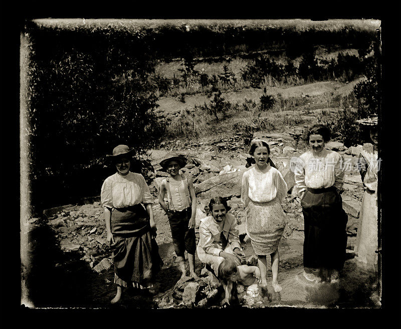 涉水,大约1890年