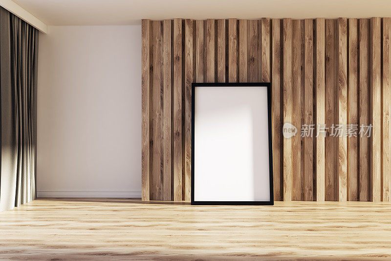白色木质房间，镶框海报