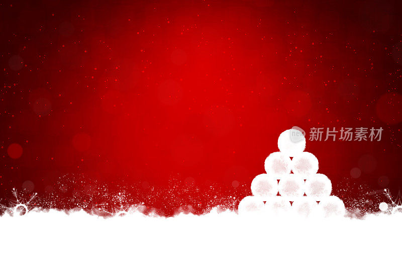 雪球堆或金字塔形状在白色的雾或烟或雪的褶边和空缥缈的闪亮雪花点在圣诞主题充满活力的暗栗红水平闪光节日圣诞或新年假期背景