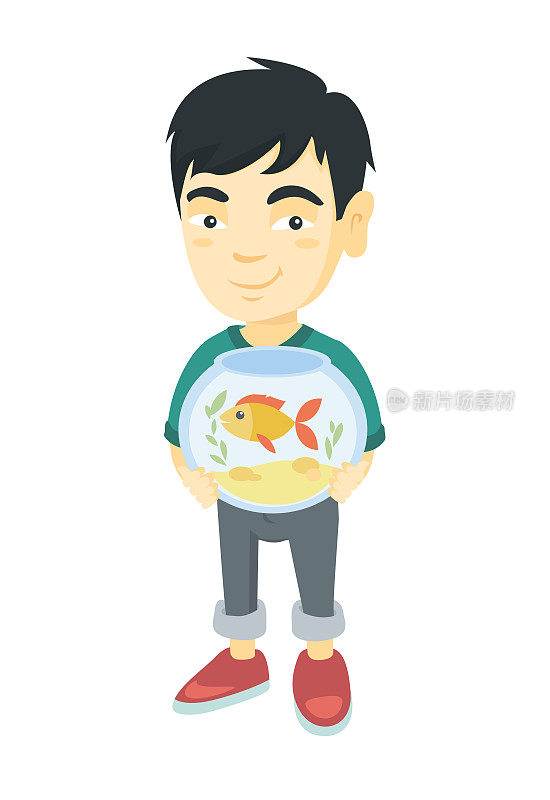 亚洲男孩拿着鱼缸和金鱼