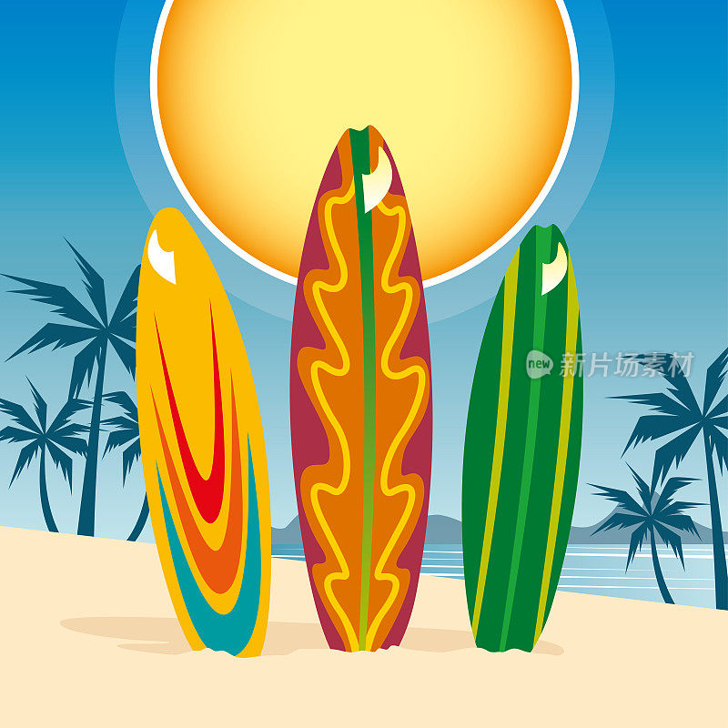 夏天热带海滩上的冲浪板和棕榈树
